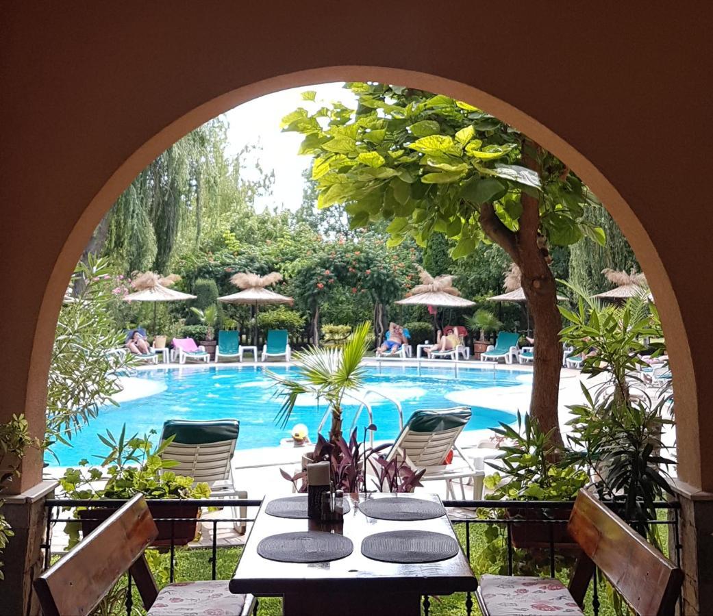 Hotel Liani Sunny Beach Esterno foto