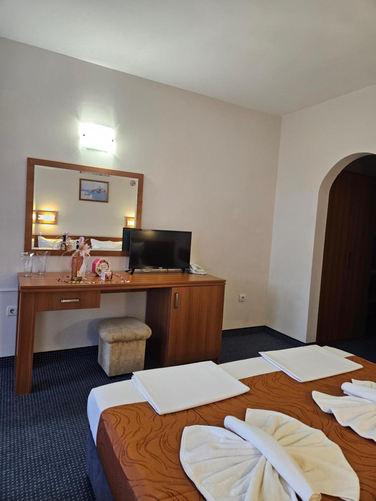 Hotel Liani Sunny Beach Esterno foto