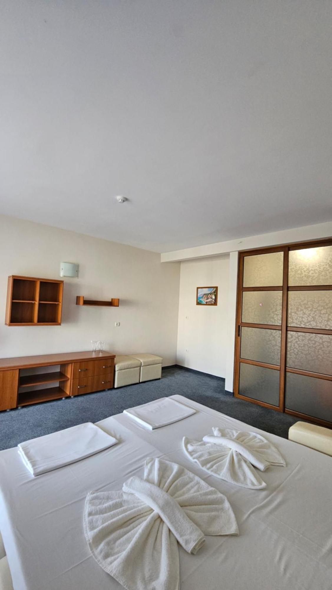Hotel Liani Sunny Beach Esterno foto
