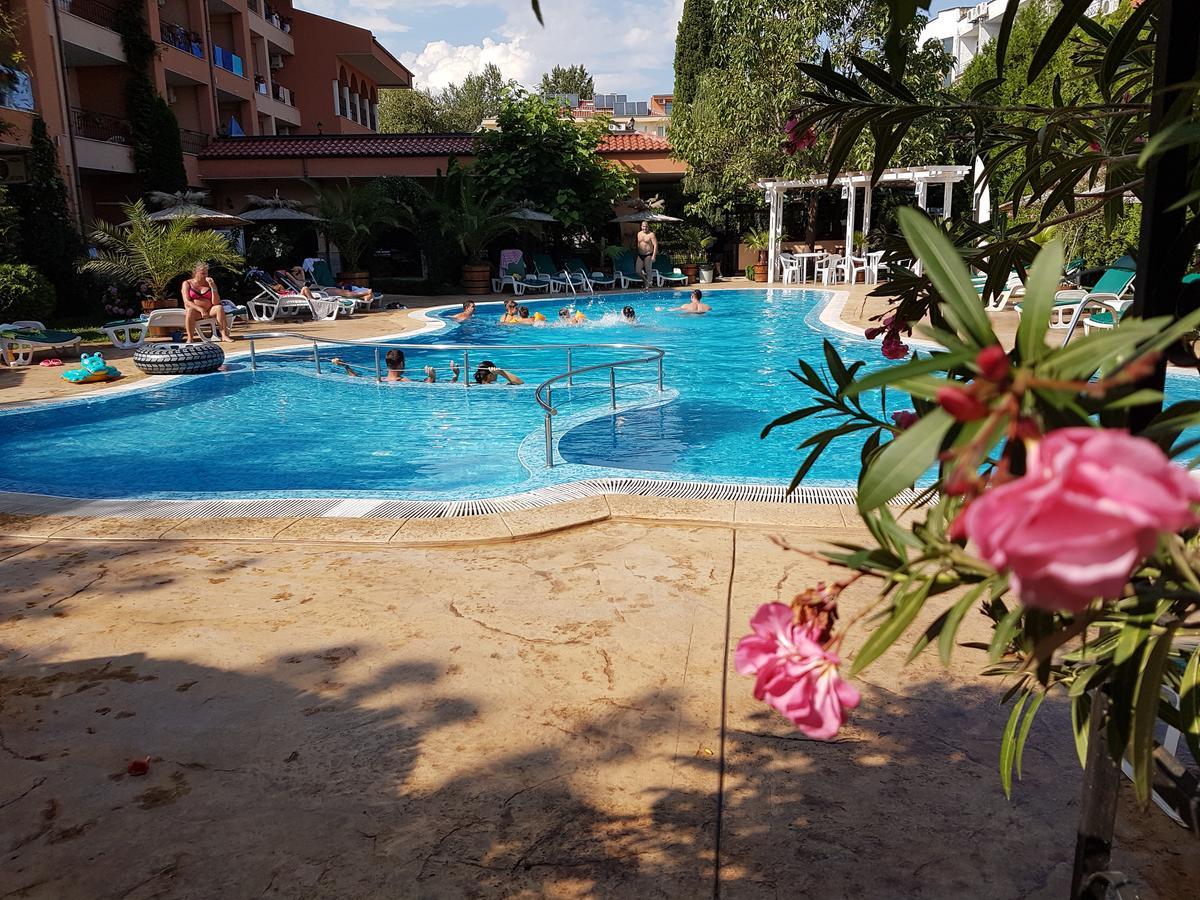 Hotel Liani Sunny Beach Esterno foto