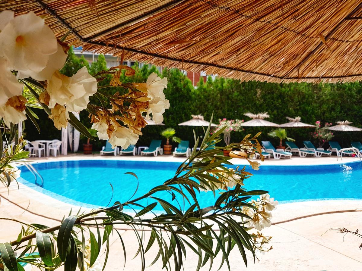 Hotel Liani Sunny Beach Esterno foto